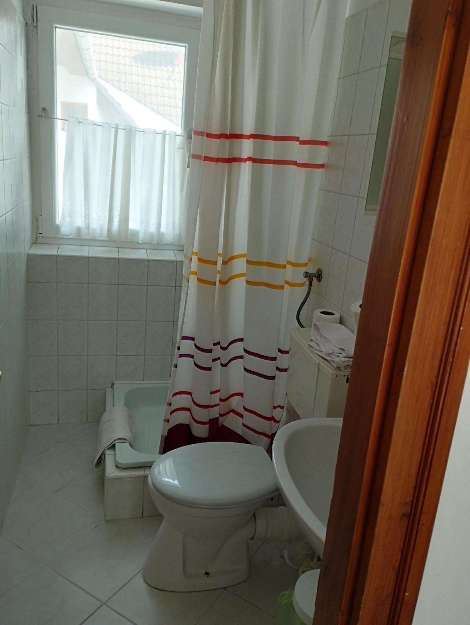 Paprika Vendeghaz Hotell Harkány Exteriör bild
