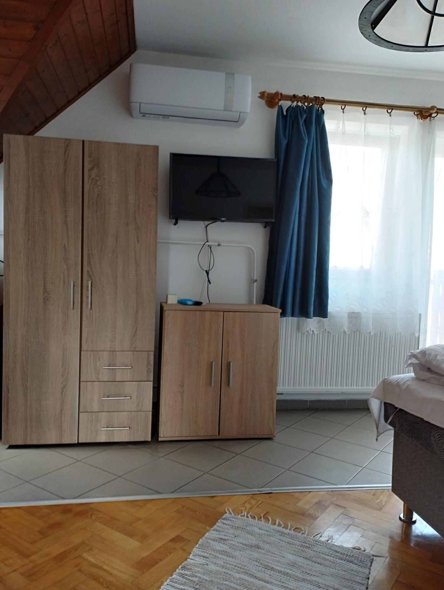 Paprika Vendeghaz Hotell Harkány Exteriör bild